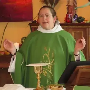 amtsführende Geistliche Vikarin Rev. Dorothee Hahn